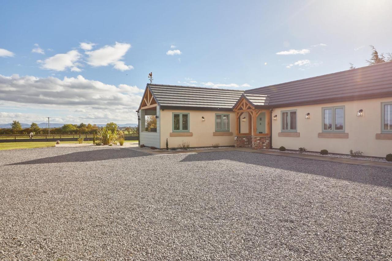 Host & Stay - The Stables Ярм Экстерьер фото
